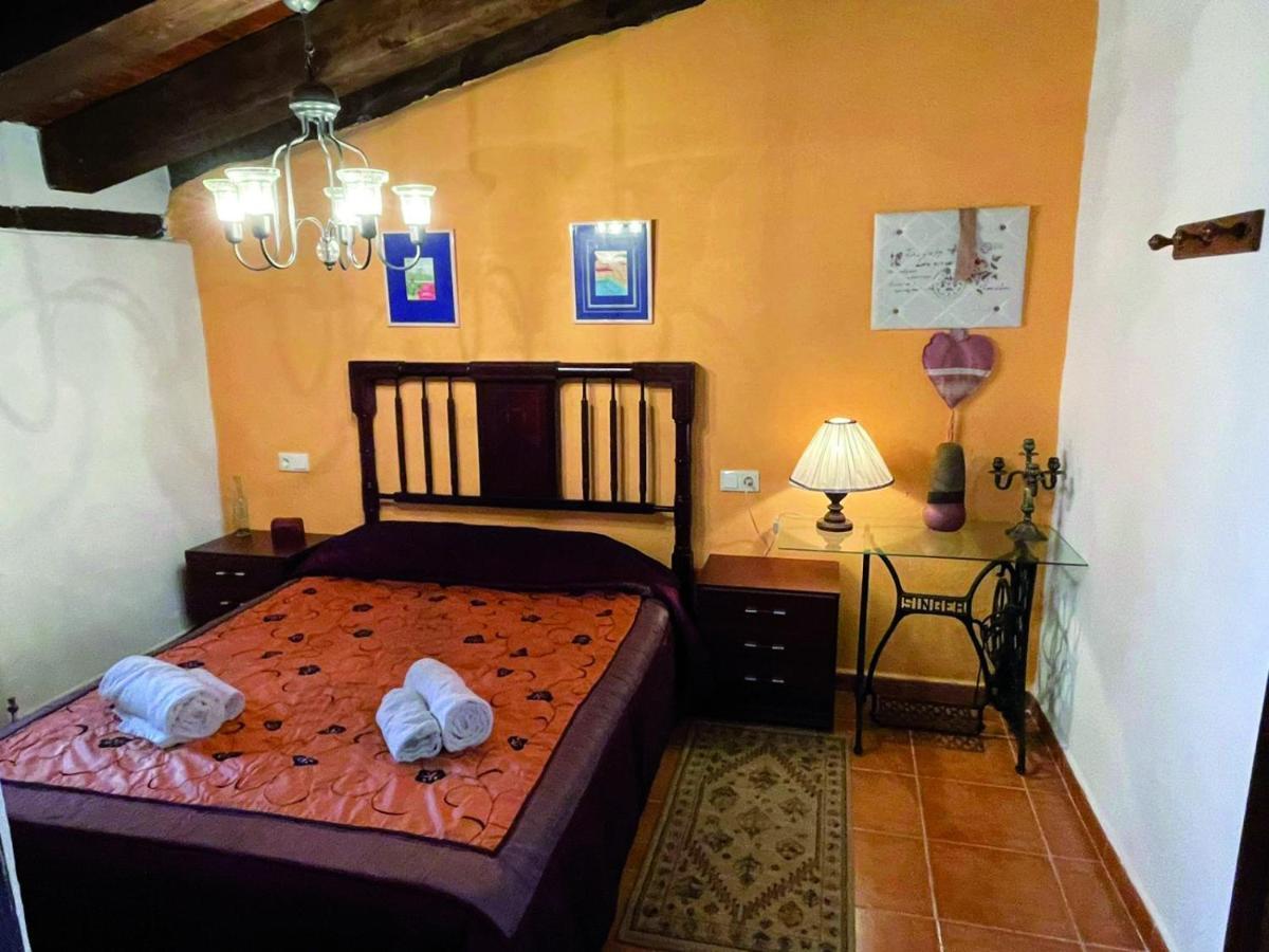 Casa Rural Vicenta 1750 Albentosa المظهر الخارجي الصورة