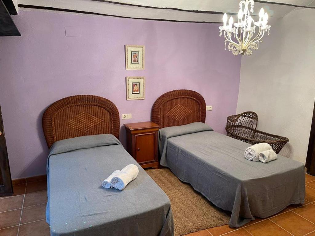 Casa Rural Vicenta 1750 Albentosa المظهر الخارجي الصورة