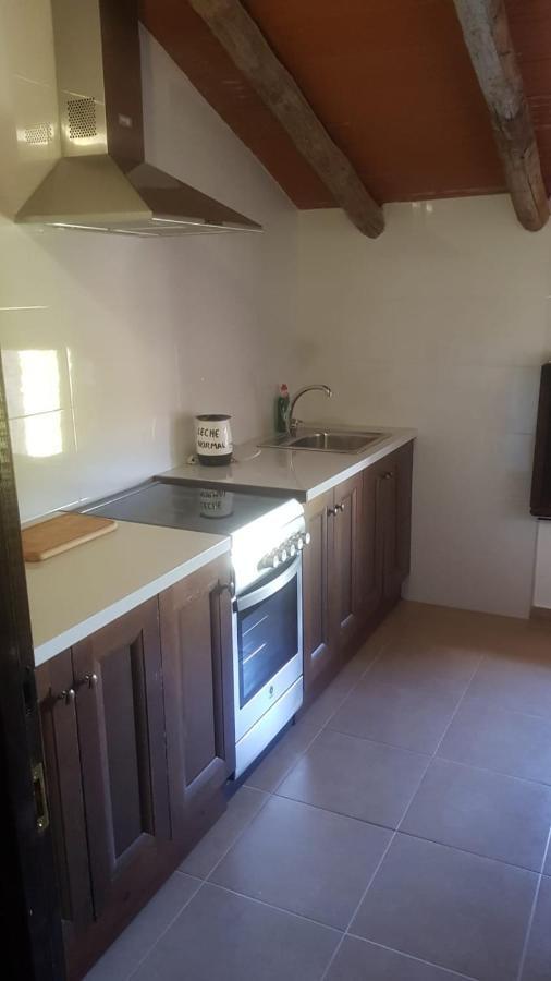Casa Rural Vicenta 1750 Albentosa المظهر الخارجي الصورة