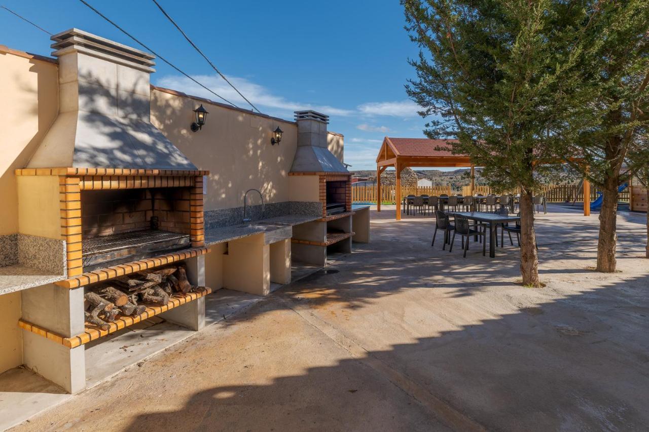 Casa Rural Vicenta 1750 Albentosa المظهر الخارجي الصورة