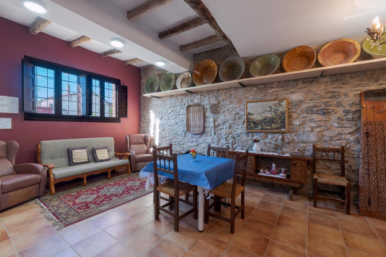 Casa Rural Vicenta 1750 Albentosa المظهر الخارجي الصورة